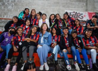 La Municipalidad y La Liga de Fútbol pondrán en marcha el Torneo Femenino de Primera 2022