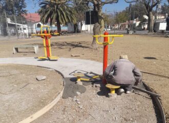 La Municipalidad avanza con obras en diversas plazas de la ciudad