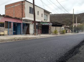 La Municipalidad realiza la repavimentación de la avenida Ángel Vargas en San Ignacio