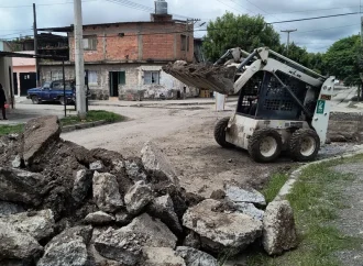 Ejecutan la repavimentación de la calle Río Mojotoro de Villa Lavalle
