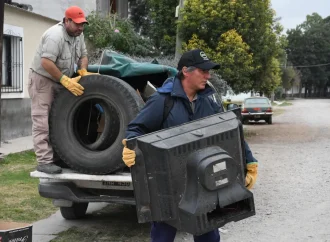 Con importante participación vecinal se realizó el descacharrado en el barrio Autódromo