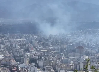 Alerta por vientos extremos: se recomienda no salir de sus hogares salvo urgencia