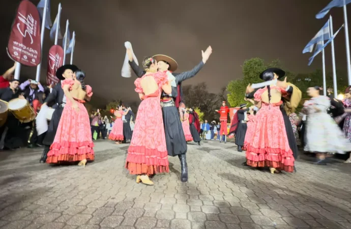 Salta sorprendió en la FIT con una activación cultural a pura música y tradición