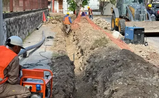 La Provincia inició la renovación de más 7.000 metros de cañerías en Ciudad del Milagro