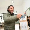 Sáenz emitió su voto y convocó a los ciudadanos a participar para fortalecer la democracia, el futuro de Salta y del país