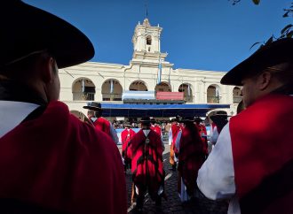 Darío Madile y concejales participaron de los actos oficiales por el 210º aniversario de la Declaración de la Independencia Nacional