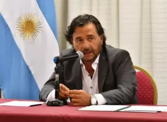 Sáenz anunció subsidios con tope de consumo de entre el 60% y 100% en luz y agua para hogares de menores ingresos