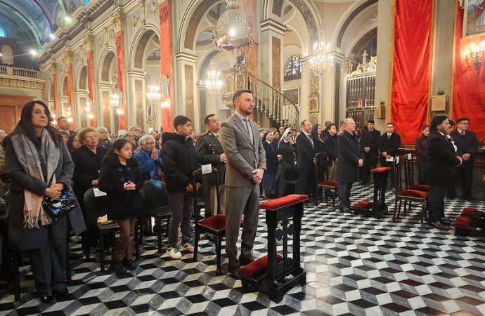 El presidente del CD participó del inicio del Triduo en honor a la Virgen del Milagro