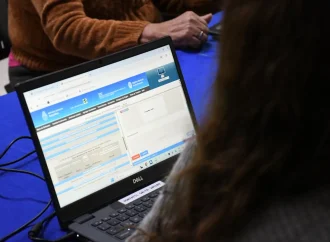 El móvil del Registro Civil brindará atención en el CIC de Santa Cecilia
